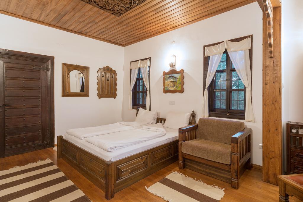 Arbanashki Han Hotelcomplex Arbanasi Rom bilde